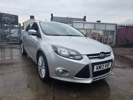 FORD FOCUS 1.0T EcoBoost Zetec Euro 5 (s/s) 5dr