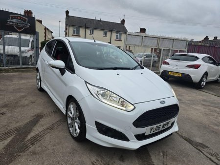 FORD FIESTA 1.0T EcoBoost Zetec S Euro 6 (s/s) 3dr