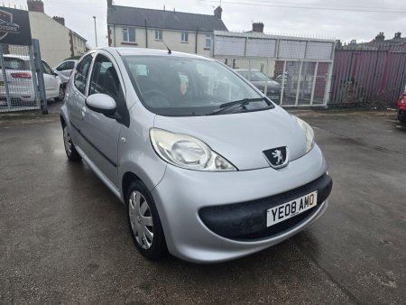 PEUGEOT 107 1.0 12V Urban Euro 4 5dr